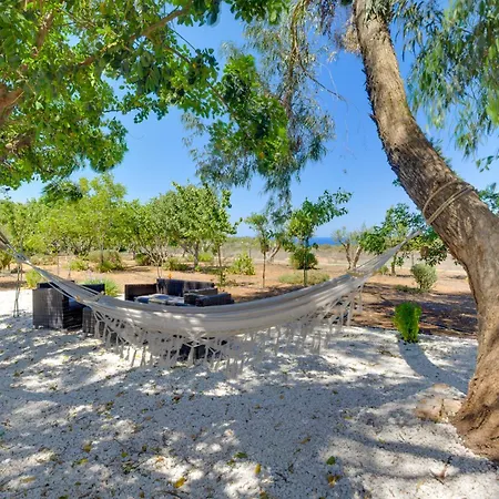 The Spot Glamping Protaras Кемпинг